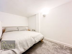 Photo 14- click for photo gallery